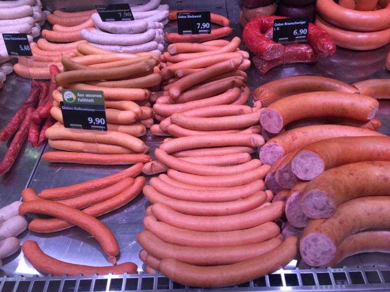 charcuterie-DURANUS-min_sausages_meat_butchery-1069321